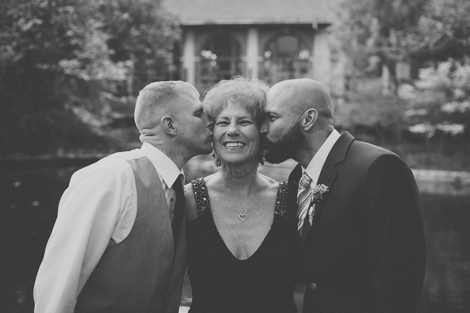 46 black and white of grooms family - Wedding Photographer in Chicago // Jessica + Aaron