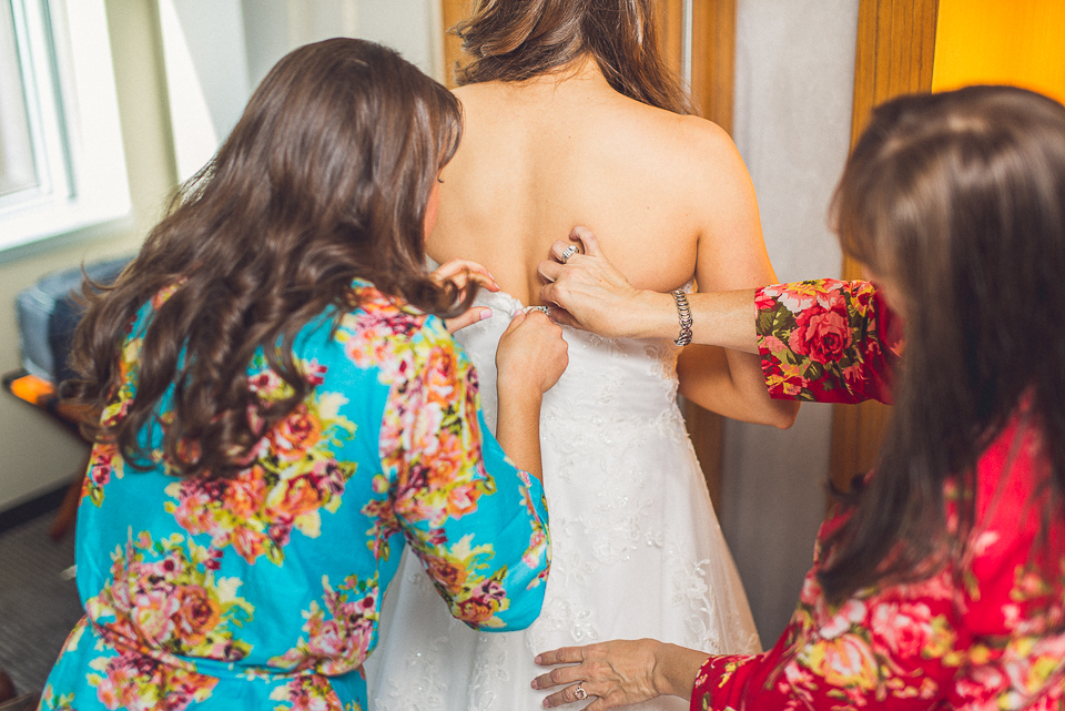 16 getting dressed - Downtown Chicago Wedding Photography // Mandy + Tim