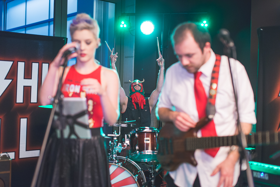 55 wedding band rocks out - Documentary Wedding Photographer in Chicago // Lynsey + Eric