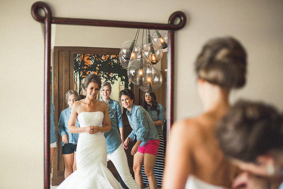 05 bride in the mirror - Omaha Wedding Photography // Andy + Nicole