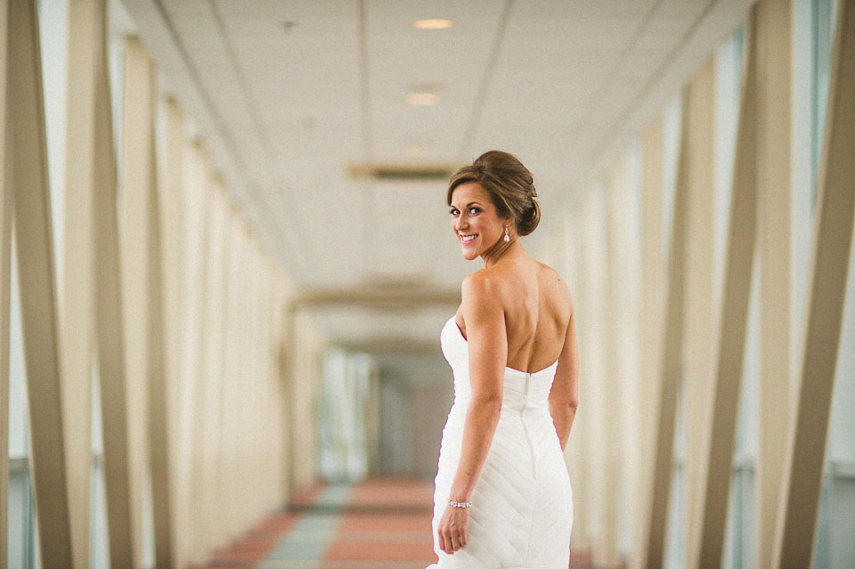 07 gorgeous bride - Omaha Wedding Photography // Andy + Nicole