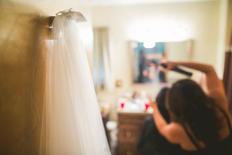04 bride getting ready near niu - Wedding Photography near Chicago // Karen + Karl