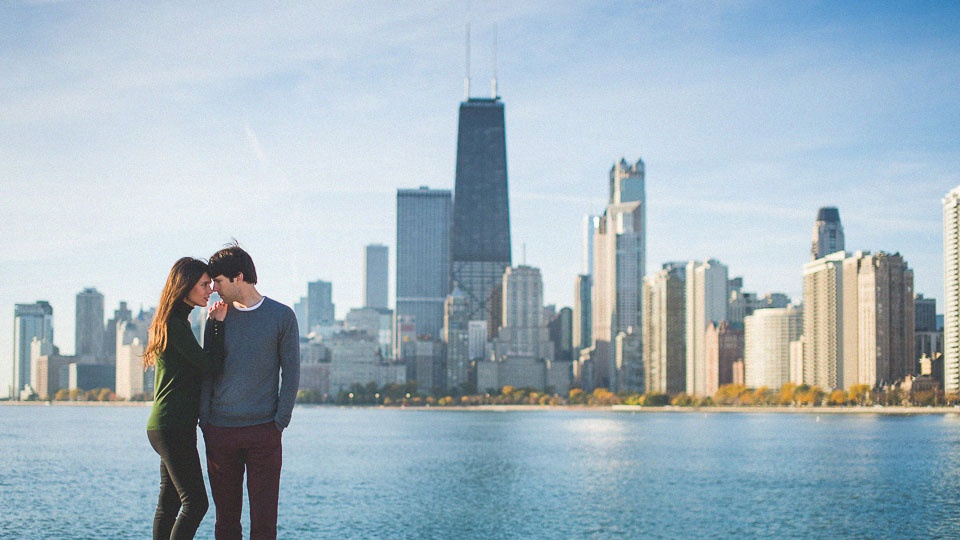 08 chicago skyline engagements - Anniversary Session in Chicago // Maria + Carlos