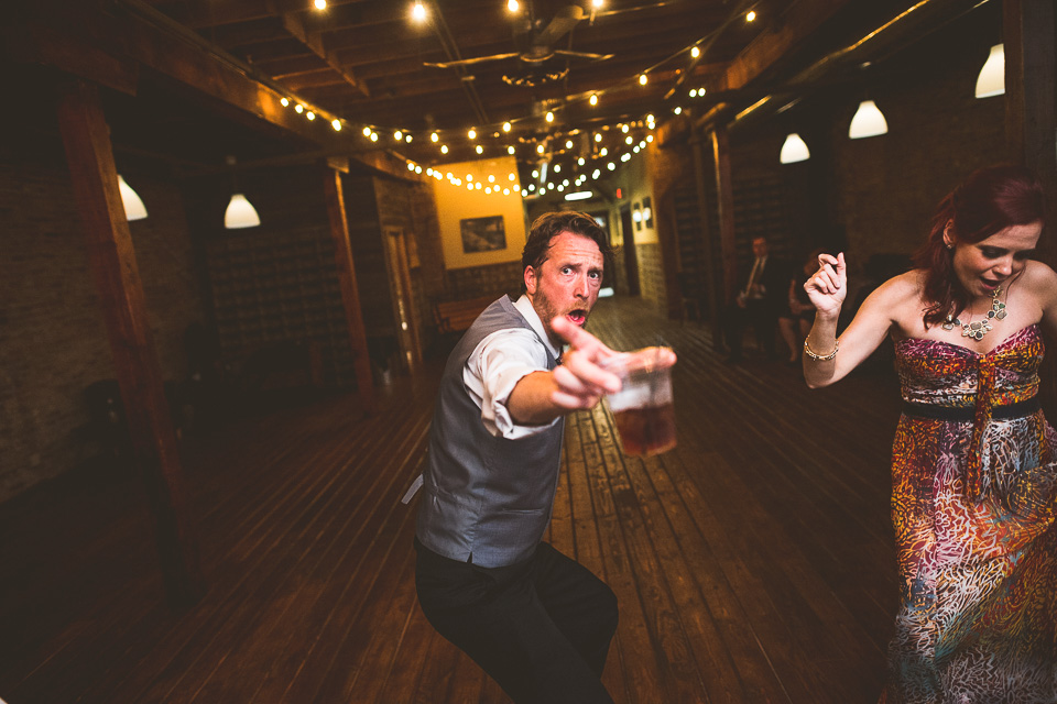 76 best reception photography in chicago - Lindsey + Jack // Chicago Suburb Wedding Photography