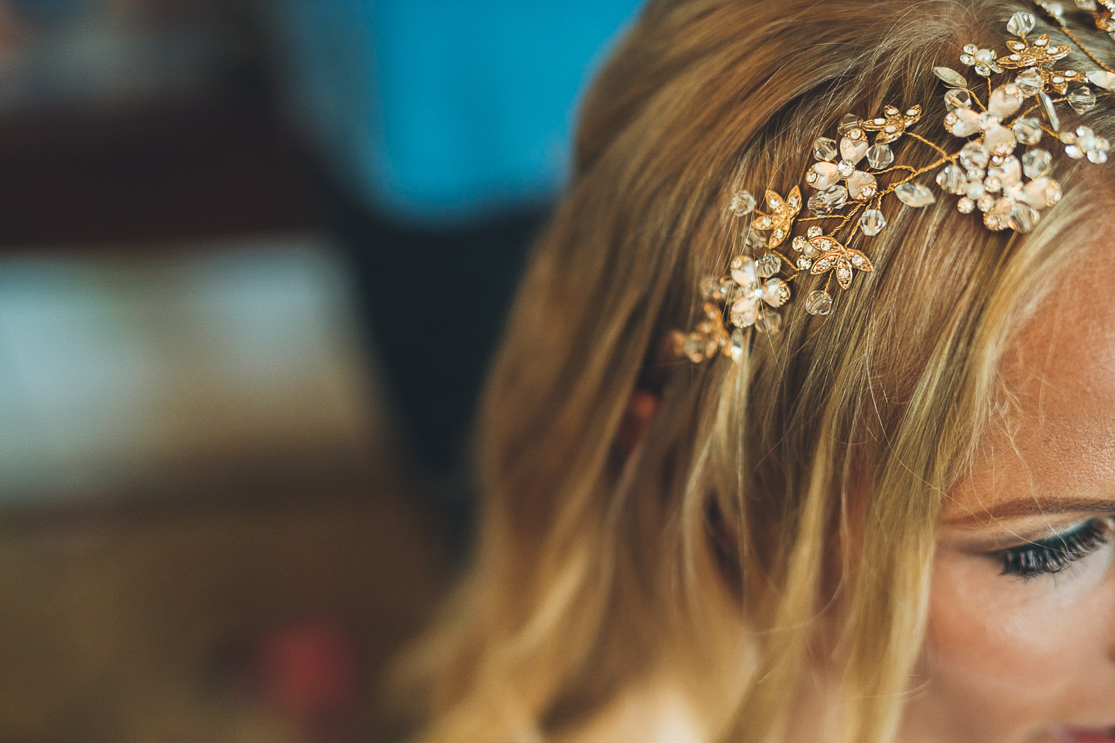 02 awesome hair crown - Laurel + Nick // Downtown Chicago Wedding Photographer