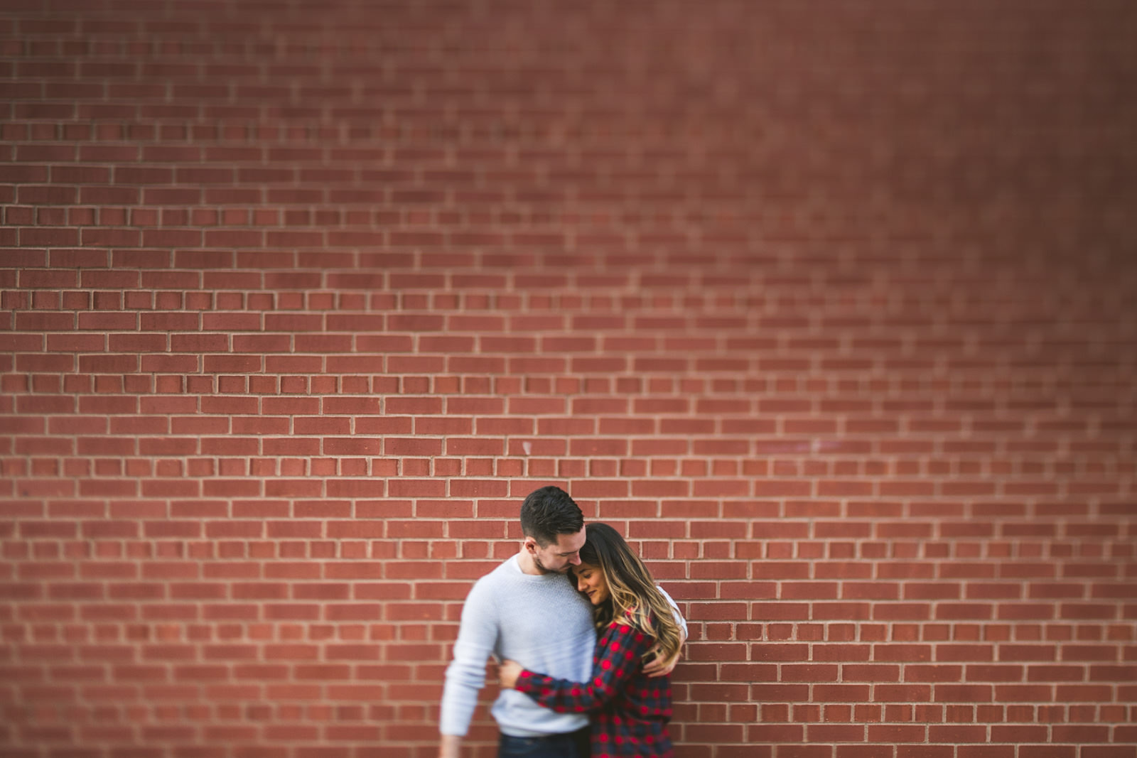12 fun red brick - Joanna + Jamie // Engagement session in West Lakeview and Lincoln Park