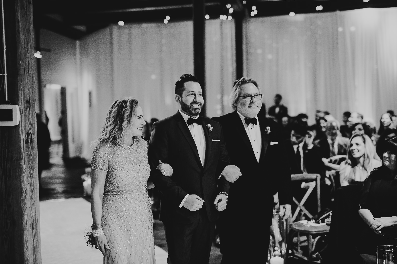 38 groom at gallery 1028 - Chicago Wedding Photography at Gallery 1028 // Courtnie + David