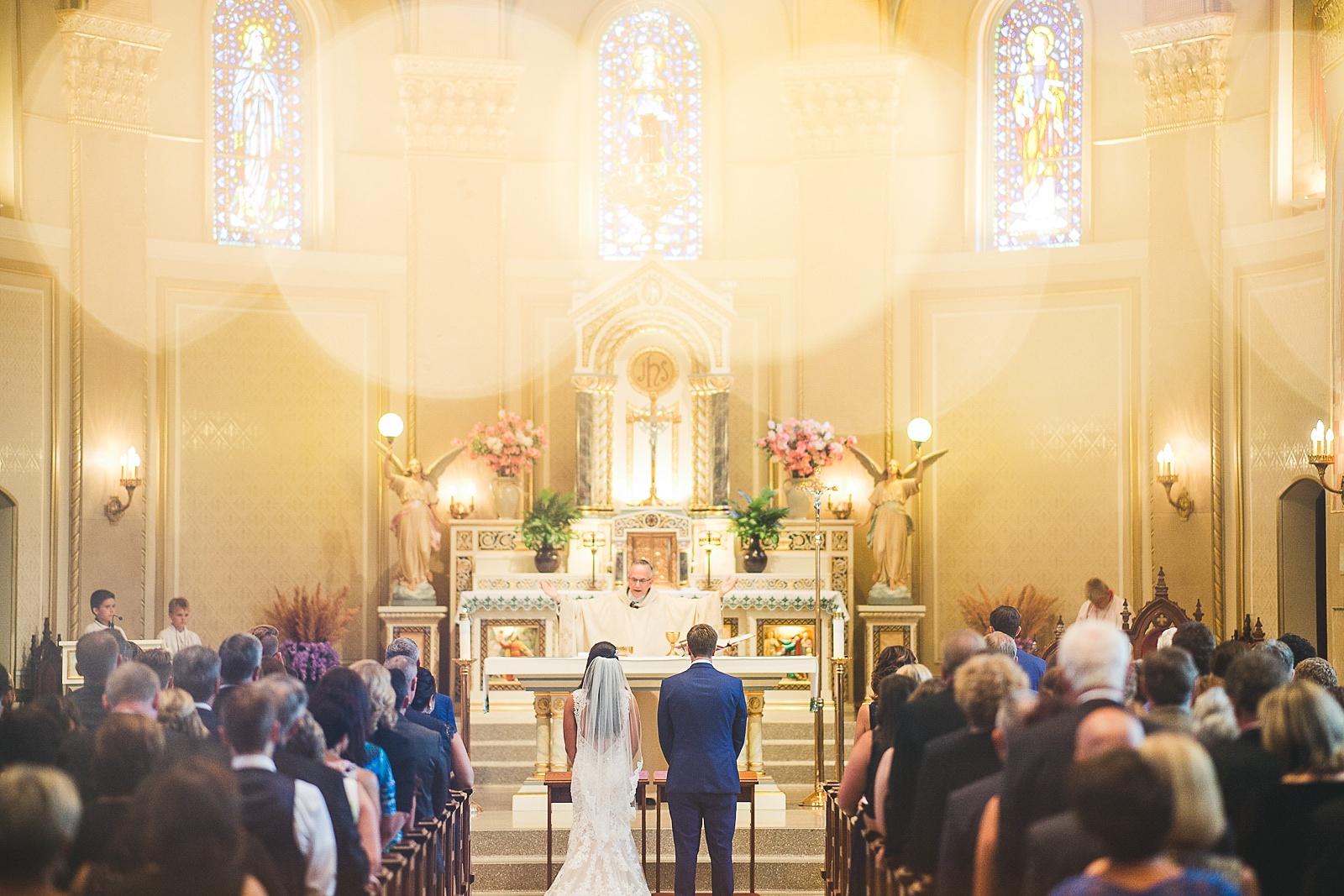 25 artistic church photos - Drury Lane Wedding // Sarah + Zach