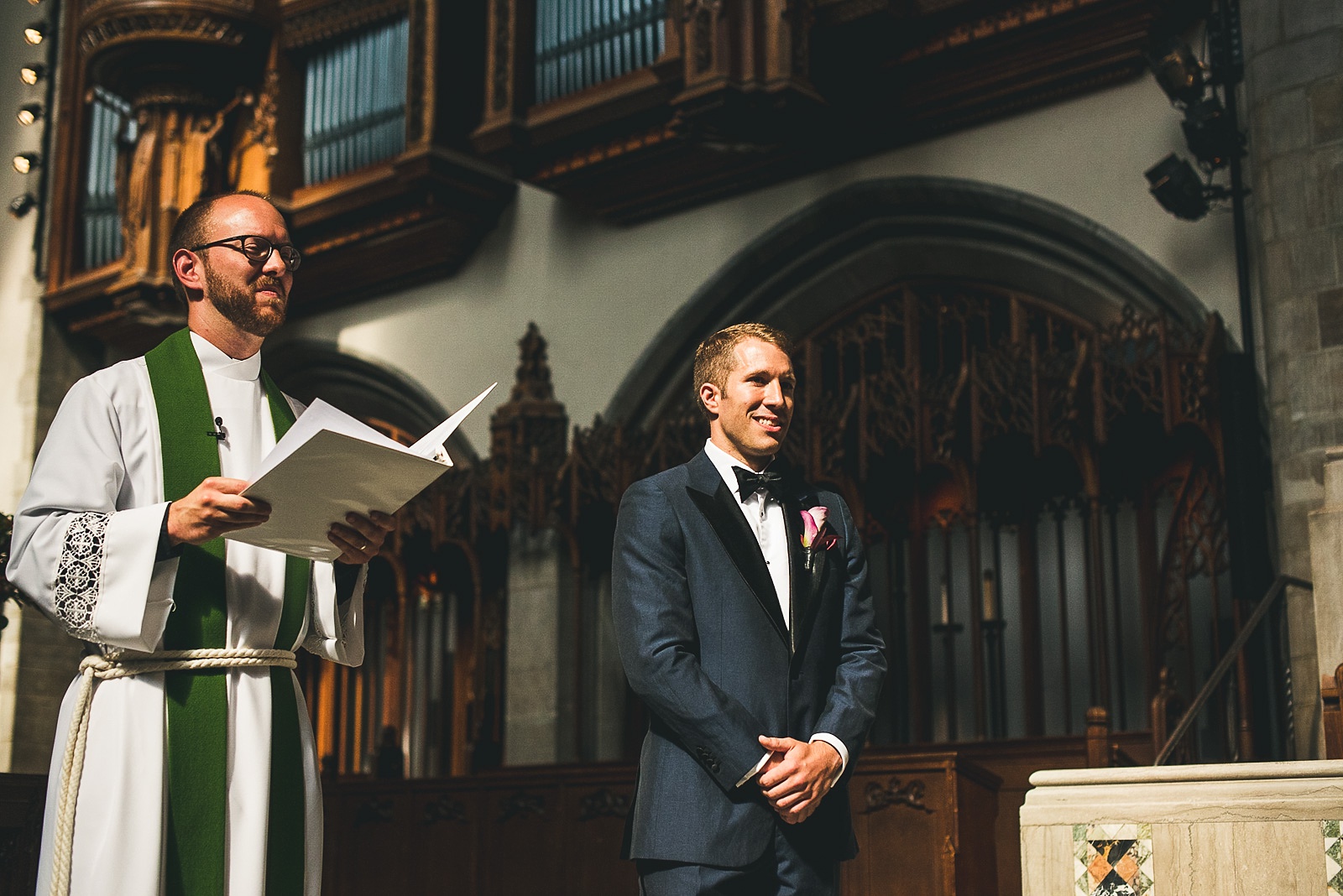 40 rockefeller chapel groom waiting - University of Chicago Wedding Photos // Annemarie + Zach
