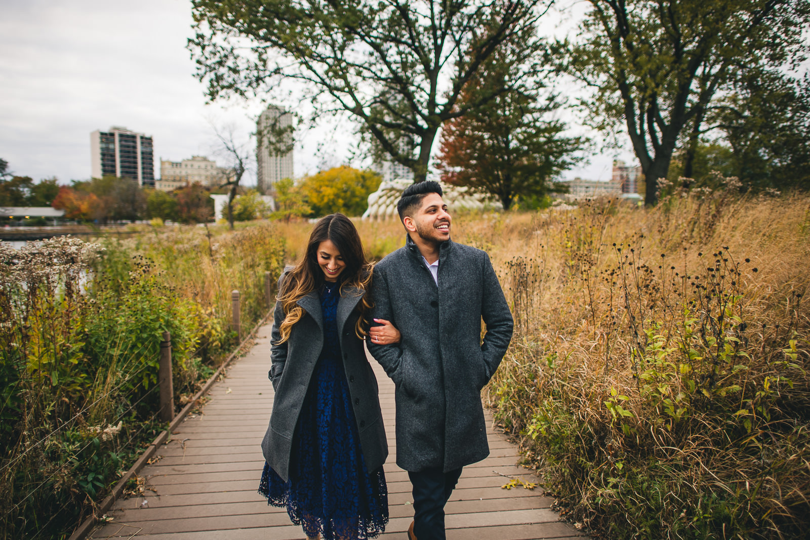 15 best fall engagement session inspiration in chicago - Chicago Fall Engagement Photos // Saba + Irfan