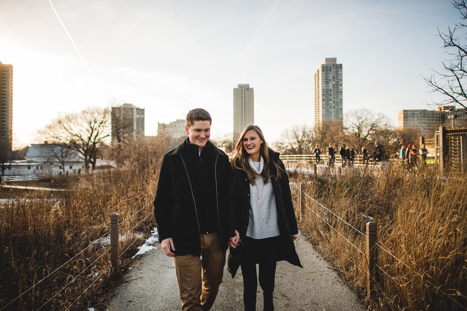 16 different engagement photos in chicago - Chicago Engagement Photos // Katie + Nick