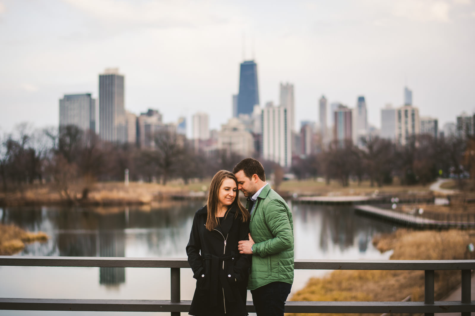 16 chicago skyline - West Loop Chicago Engagement Session // Courtney + Tim