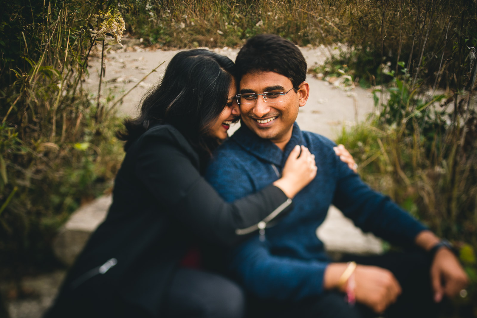 09 fun engagement photos in chicago - Downtown Chicago Engagement Session // Mikita + Singh
