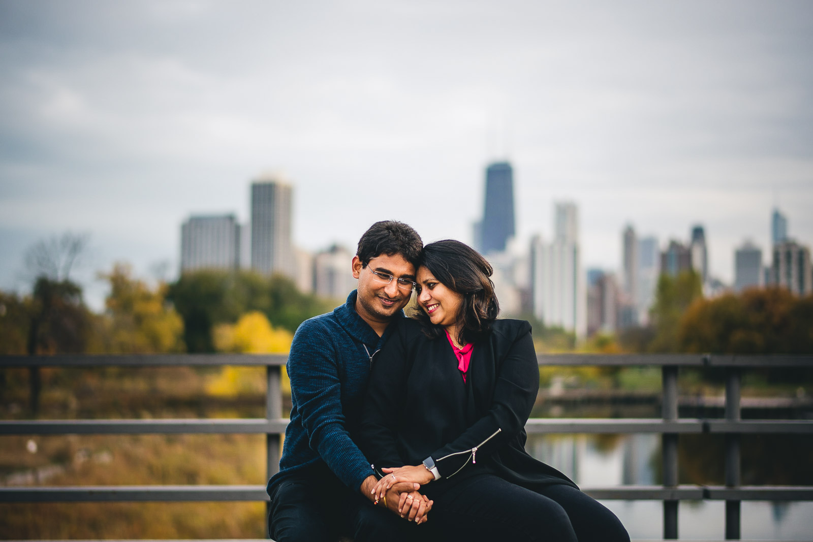 11 chicago engagement photographers - Downtown Chicago Engagement Session // Mikita + Singh