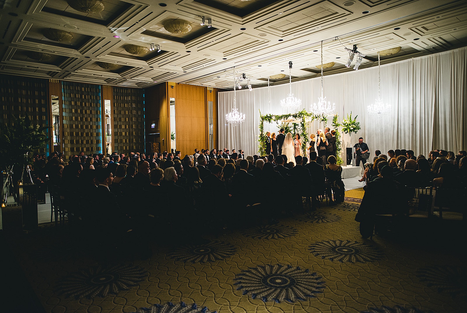 39 stunning jewish wedding photography in chicago - Susie + Eric's Jewish Wedding at the Peninsula Hotel in Chicago