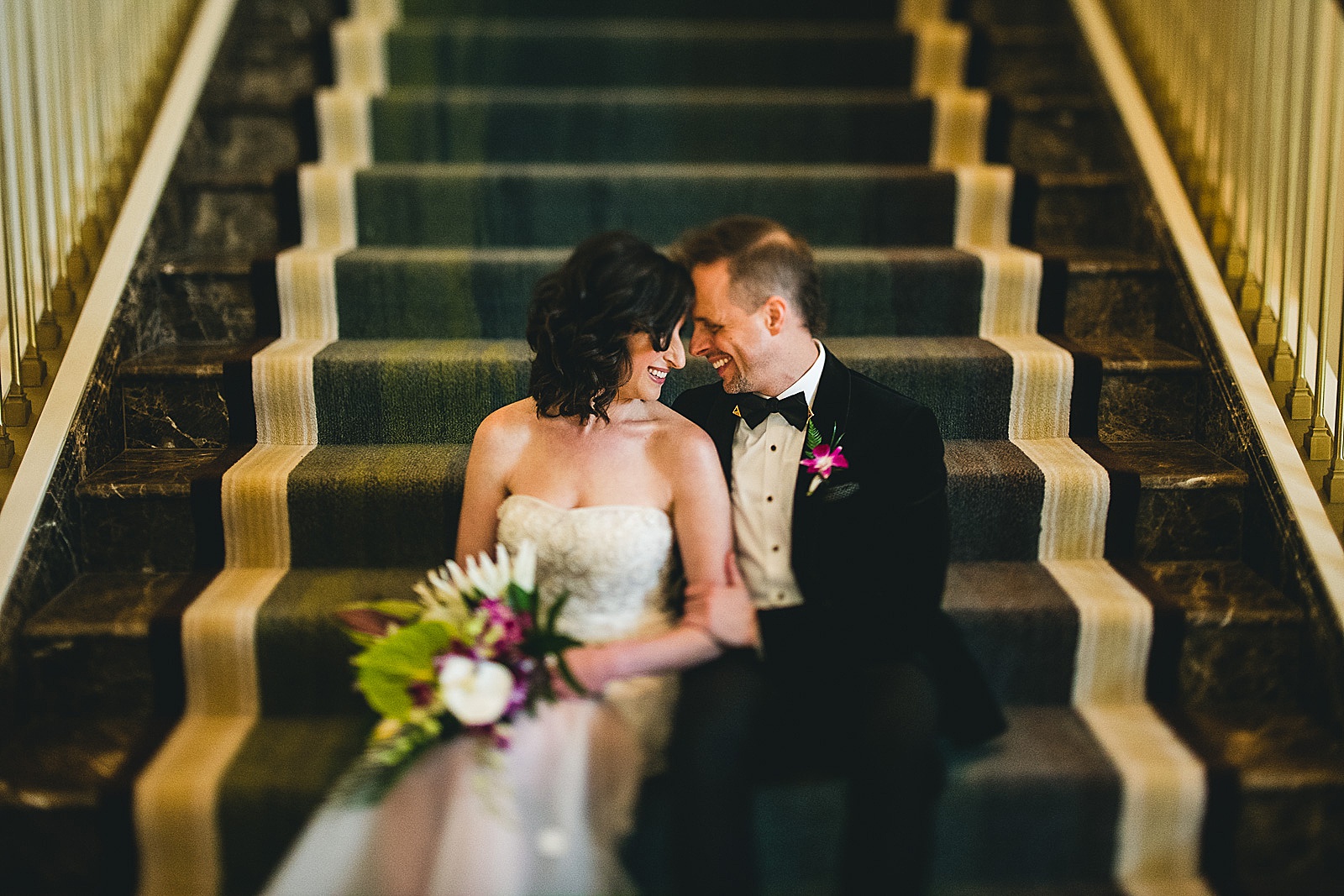 18 chicago wedding photos - Chicago Illuminating Company Wedding // Samantha + Jeremy