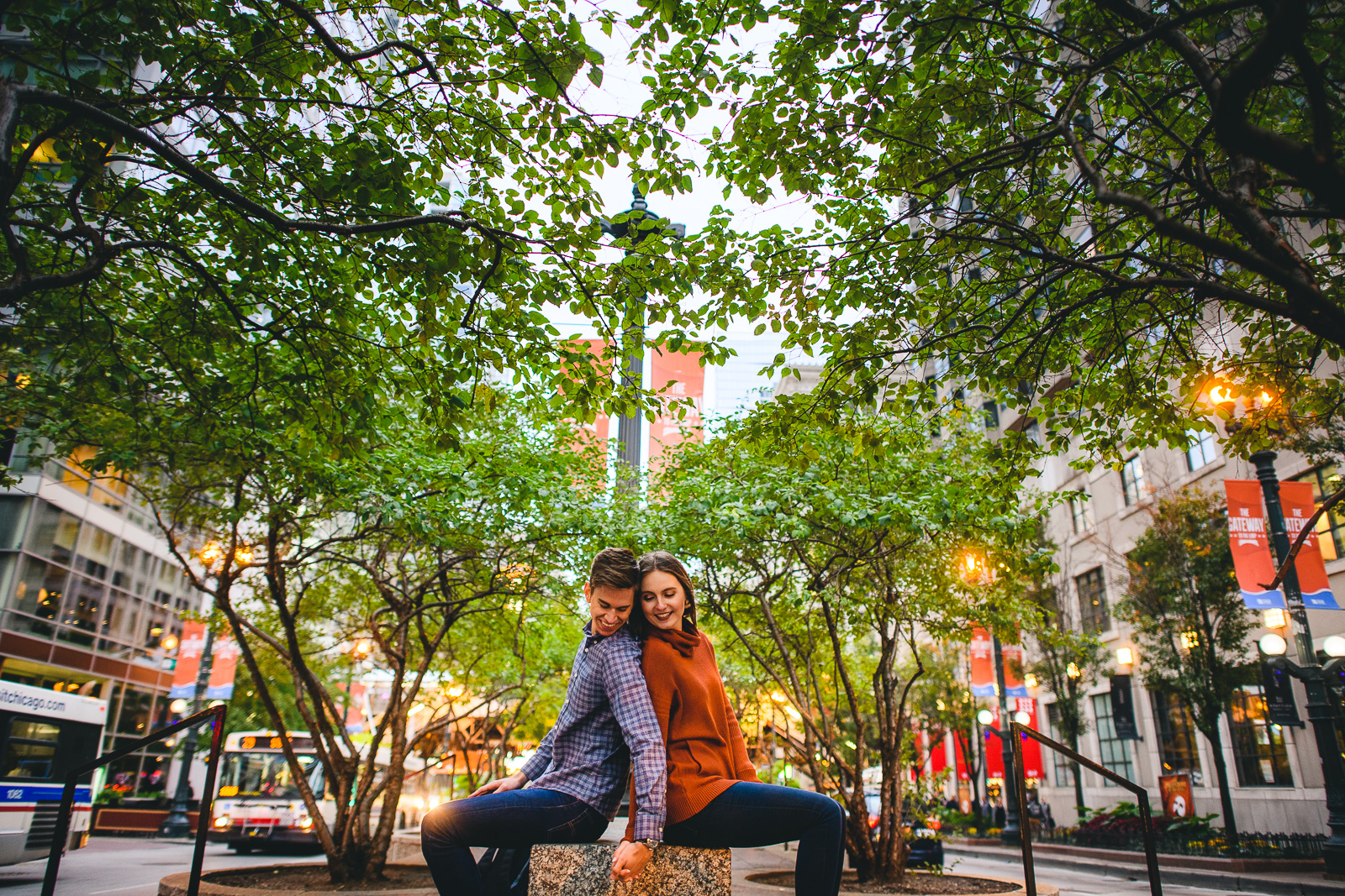 engagement session downtown chicago - Chicago Fall Engagement Photos // Marta + Kevin