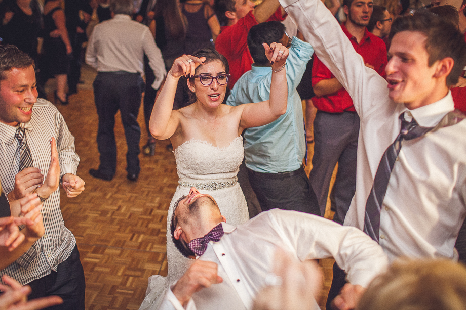 36 fun dancing  chicago wedding photographer