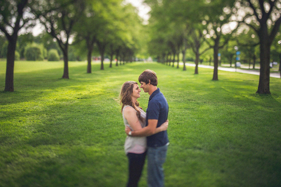 engagement photos at cantigny park in wheaton illinois