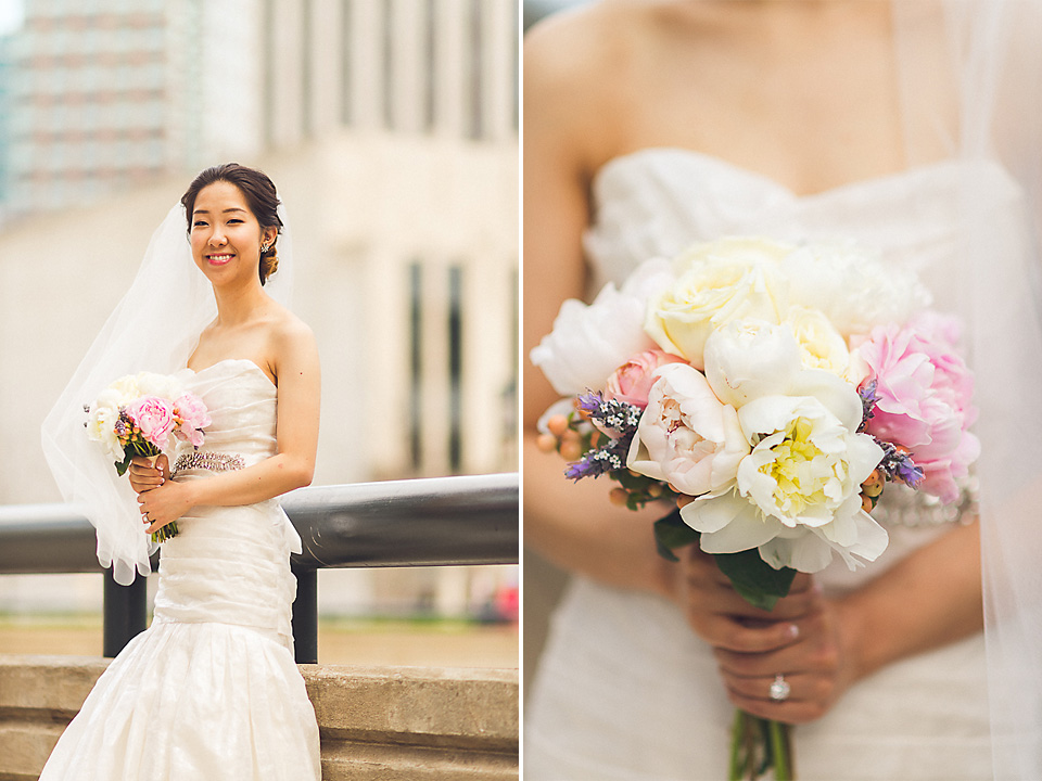 17 bride and bouquet in chicago