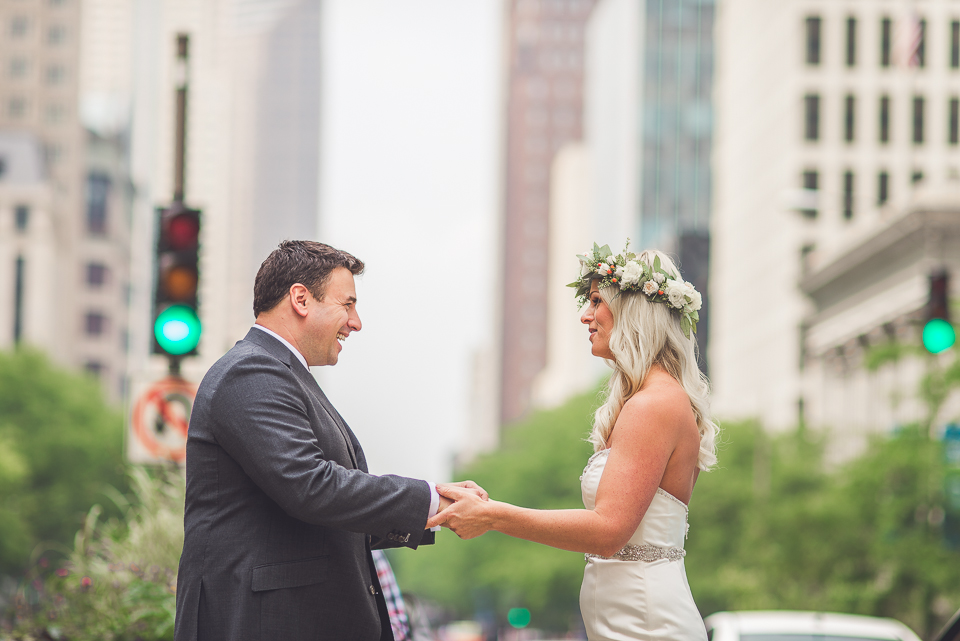 22 bride and groom first look in chicago