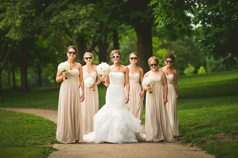 25 bride with bridesmaids