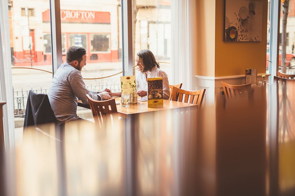11 best engagement photos in coffeeshops