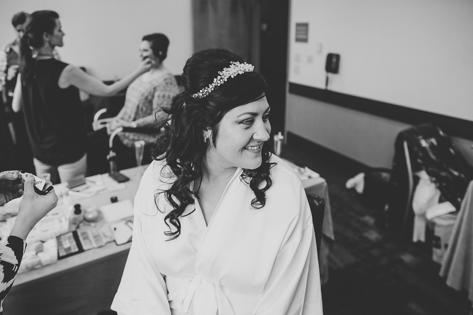 04 bride in black and white