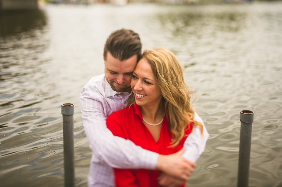08 engagement photos by the lake