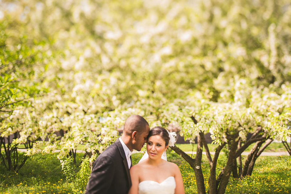 25 bride and groom portraits in chicago