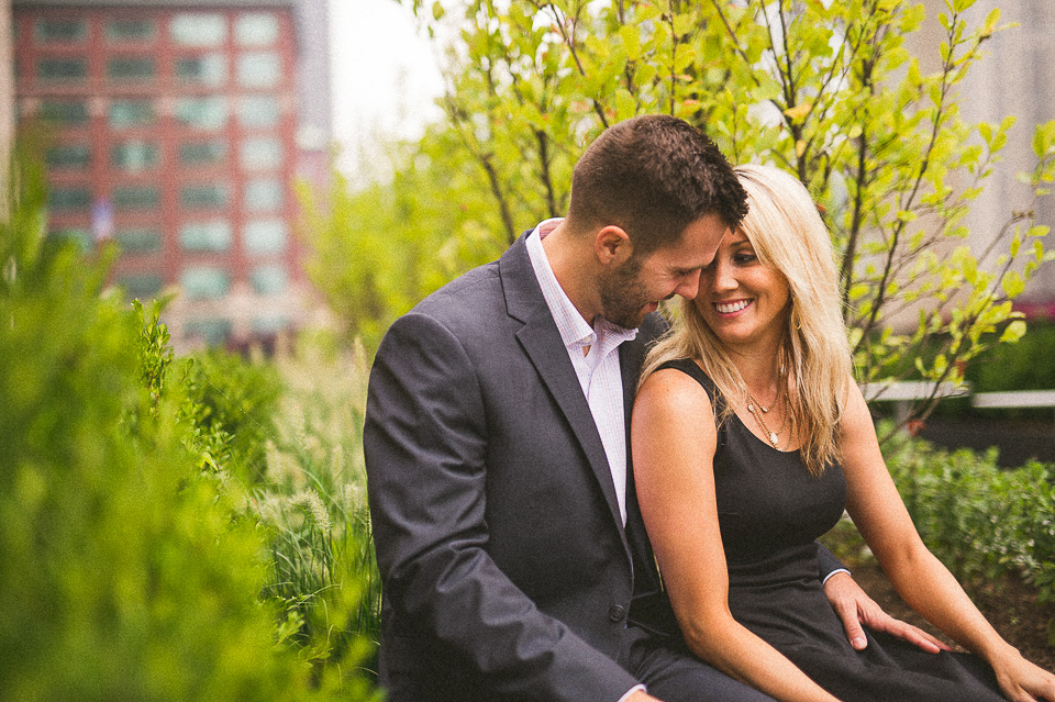 08 downtown chicago engagement session