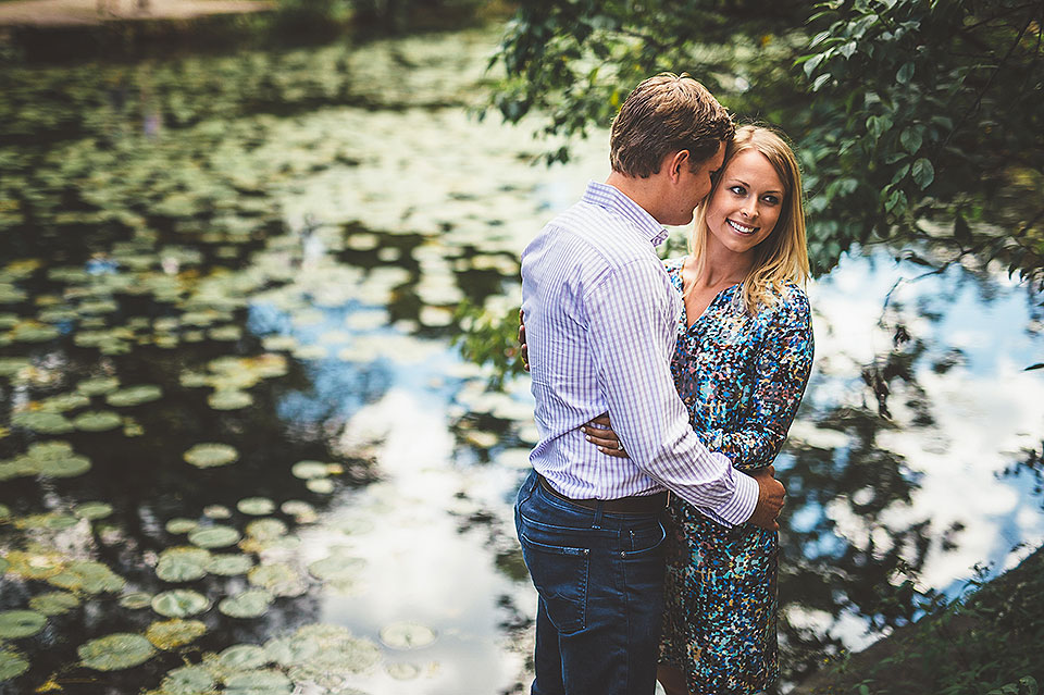 10 lincoln park lily pond engagement photos