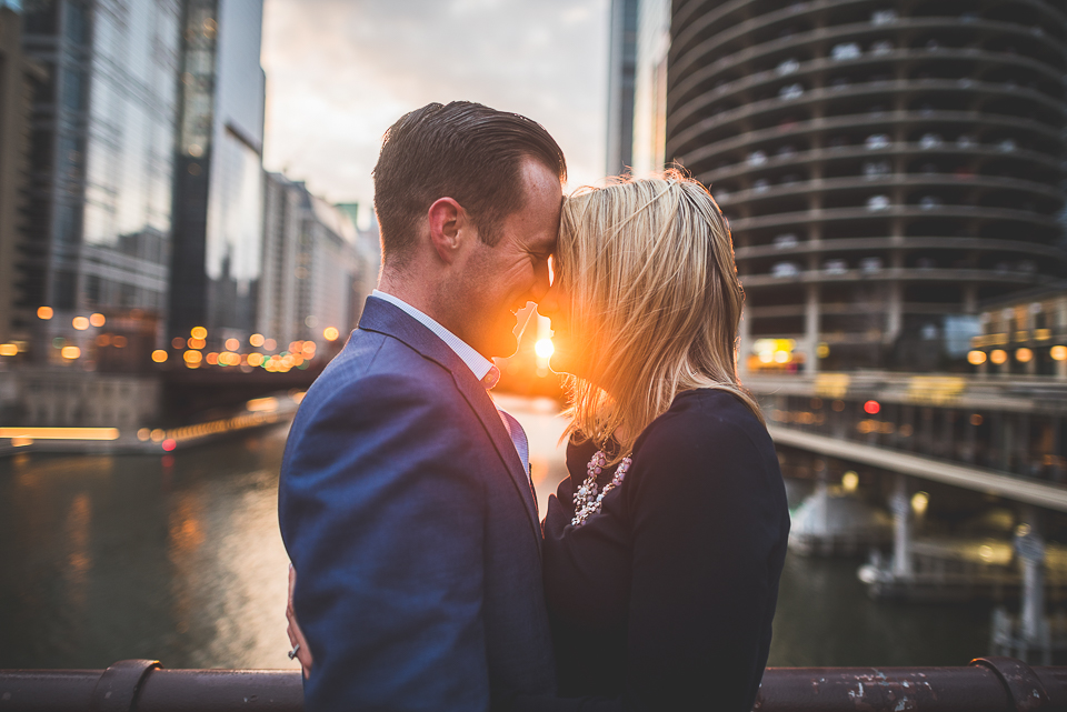sunset engagement photos in chicago