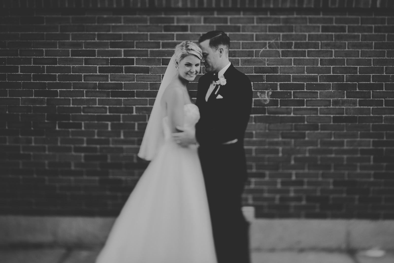 46 chicago wedding photographers in black and white