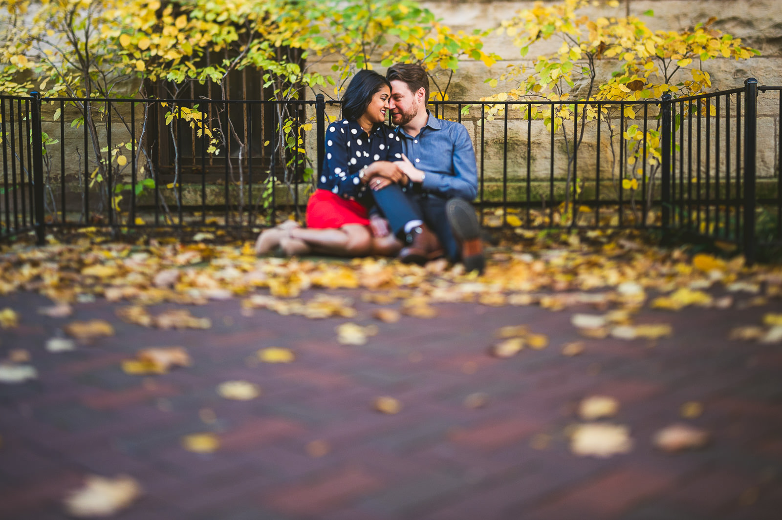 01-chicago-fall-engagement-photos