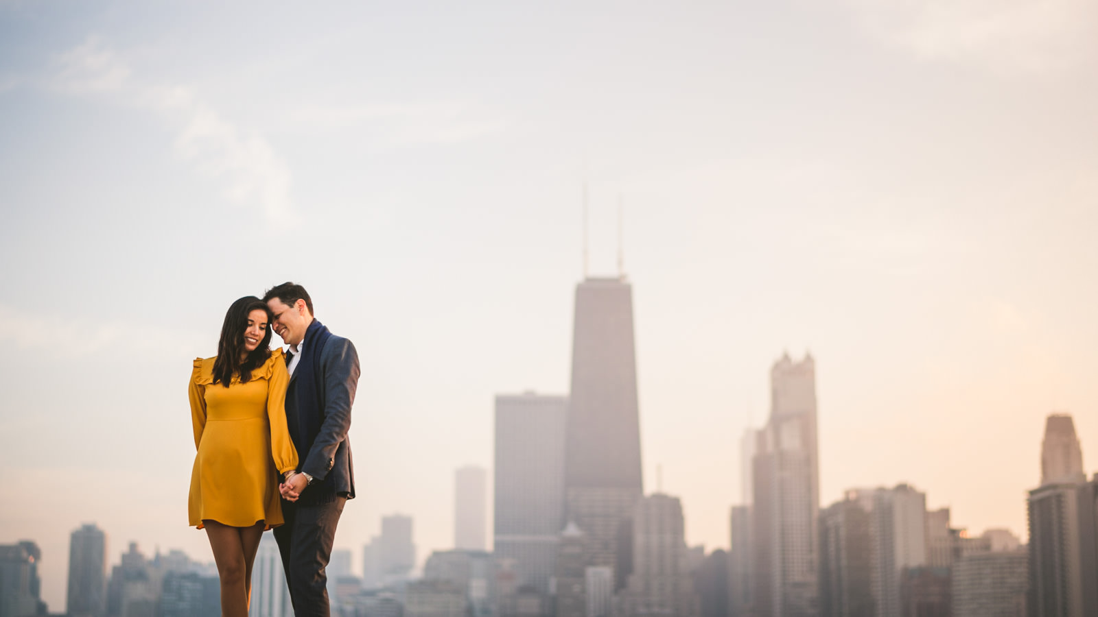 10-engagement-photos-in-chicago