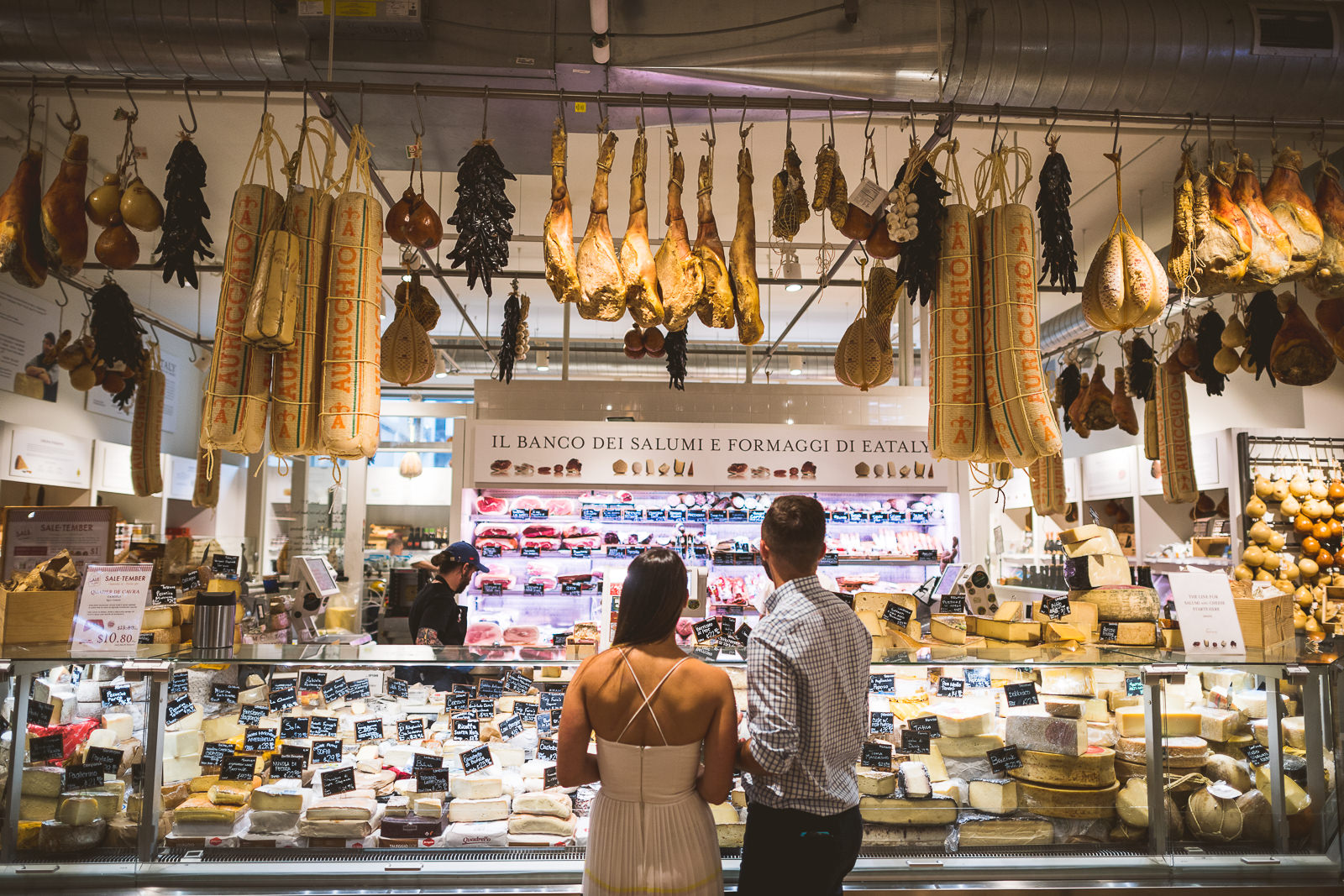 01-chicago-engagement-at-eataly