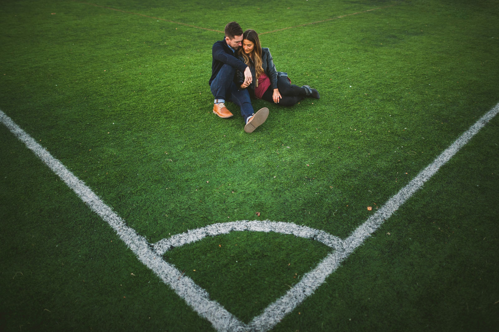 04-creative-soccer-engagement-pics