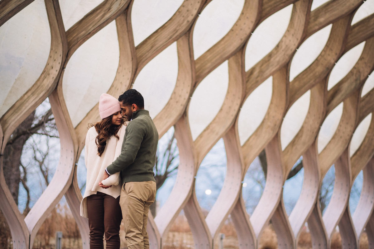 05 chicago winter engagement session photos