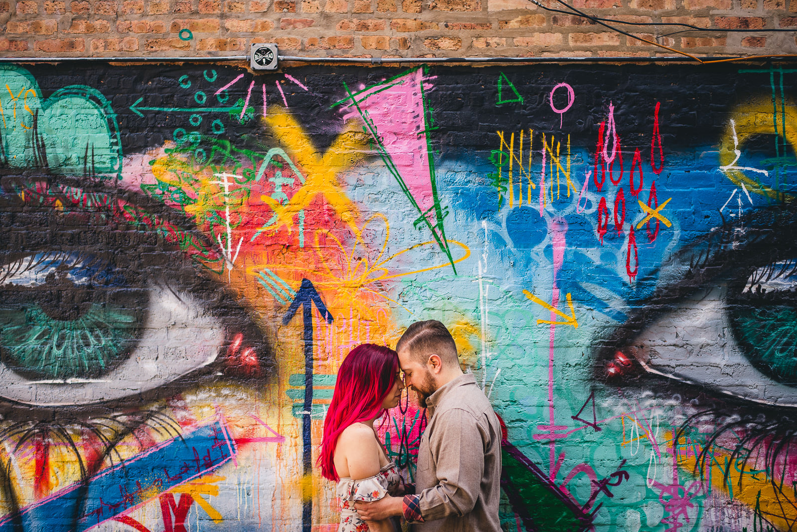 chicago engagement photos in wicker park